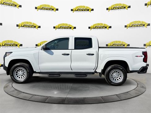 Used 2024 Chevrolet Colorado W/T w/ Advanced Trailering Package image 2