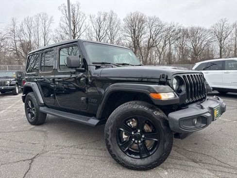 Used 2022 Jeep Wrangler Unlimited Sahara image 1