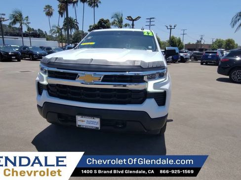 Certified 2022 Chevrolet Silverado 1500 LT AWD/4WD image 4