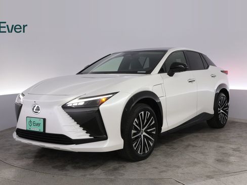 Used 2024 Lexus RZ 300e Premium FWD image 2