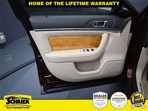 Used 2012 Lincoln MKS AWD image 10