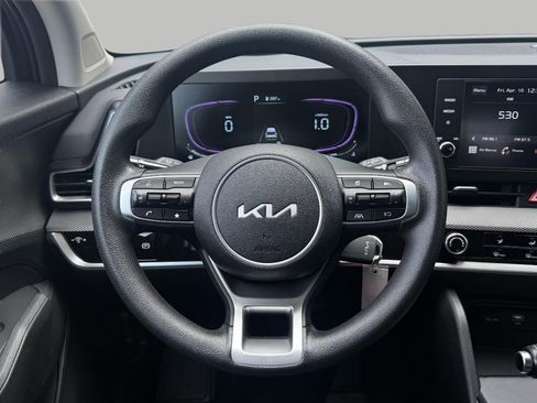 Used 2025 Kia Sportage LX image 29