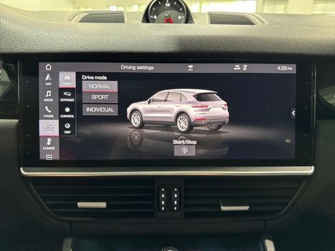 Used 2019 Porsche Cayenne image 68