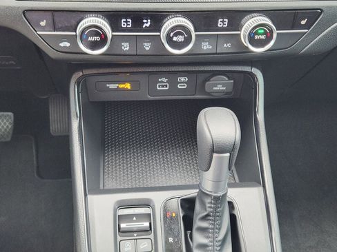 Used 2025 Honda CR-V EX image 18