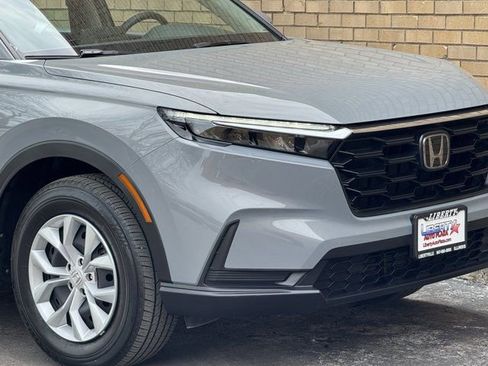 Used 2023 Honda CR-V LX image 5