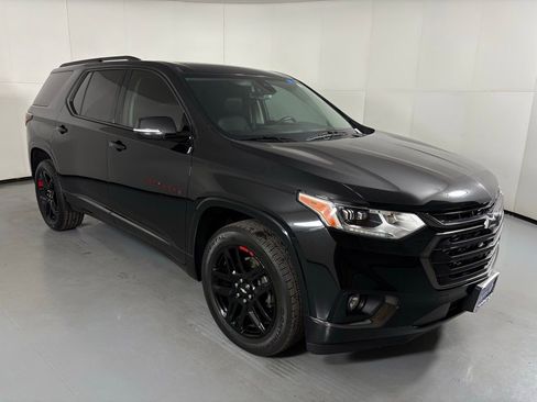 Used 2019 Chevrolet Traverse Premier w/ Redline Edition image 2