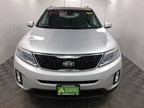 Used 2014 Kia Sorento LX AWD/4WD image 2