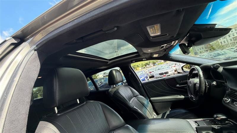 Used 2019 Lexus LS 500 AWD w/ Interior Upgrade Package image 8