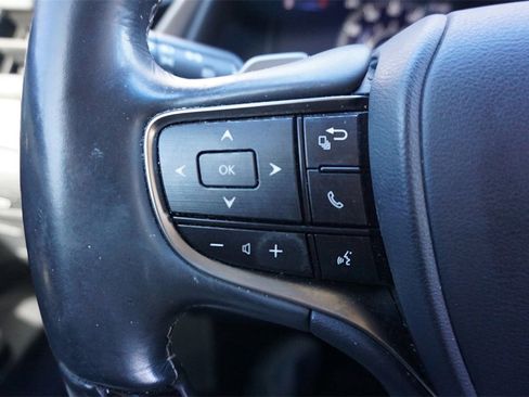 Used 2019 Lexus ES 350 Ultra Luxury image 7