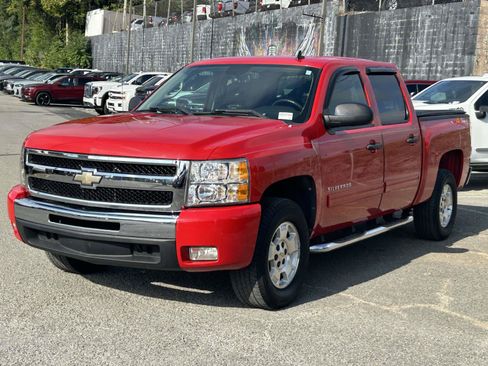 Used 2011 Chevrolet Silverado 1500 LT w/ All-Star Edition RWD image 3