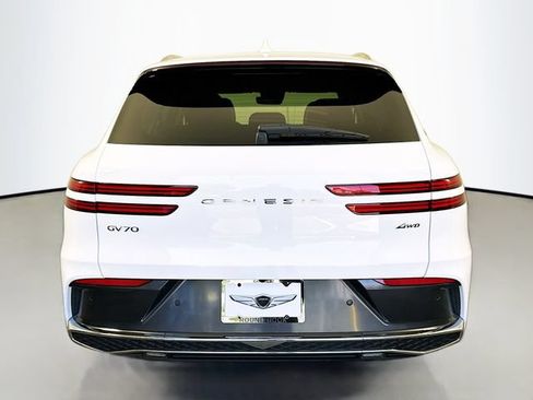 New 2026 Genesis GV70 2.5T AWD/4WD image 6