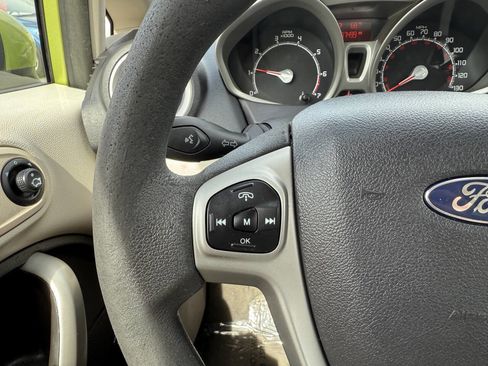 Used 2011 Ford Fiesta SE w/ 201A Rapid Spec Order Code image 13