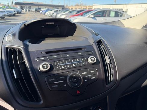Used 2017 Ford Escape SE FWD image 30