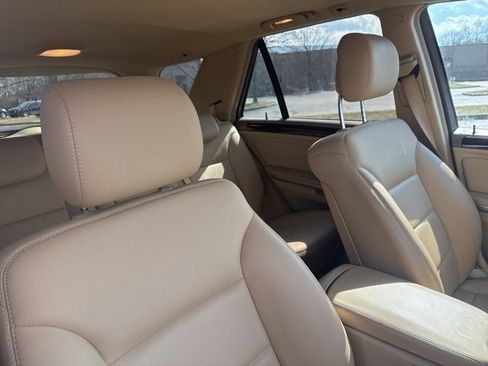 Used 2010 Mercedes-Benz ML 350 4MATIC image 15