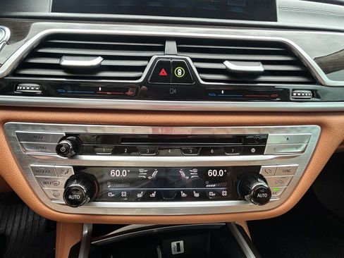 Used 2016 BMW 740i RWD image 22