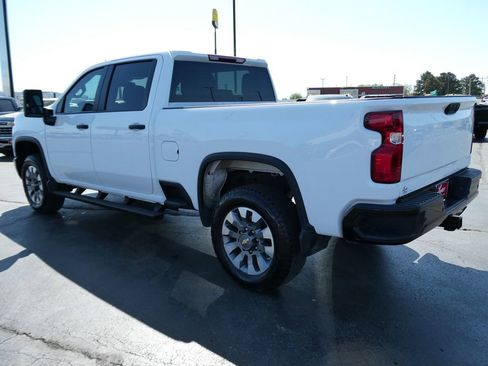 Used 2025 Chevrolet Silverado 2500 Custom w/ Custom Value Package image 8