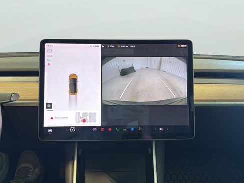 Used 2020 Tesla Model 3 Standard Range RWD image 21
