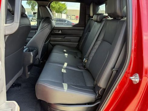 Used 2024 Toyota Tacoma Limited AWD/4WD image 30
