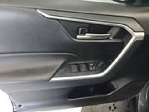 Used 2024 Toyota RAV4 XLE image 8