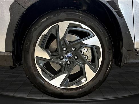 Certified 2024 Subaru Crosstrek 2.5i Limited w/ Popular Package #4A AWD/4WD image 30
