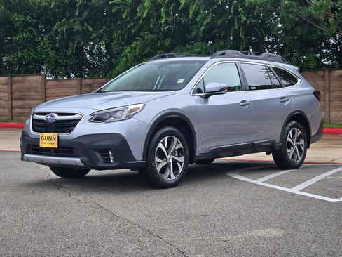 Used 2022 Subaru Outback Limited XT w/ Popular Package #2 AWD/4WD image 7