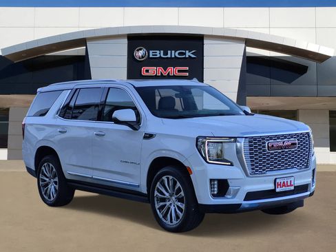 Used 2022 GMC Yukon Denali w/ Max Trailering Package image 1