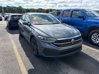 Used 2023 Volkswagen Jetta SE w/ Black Wheel Package FWD video 1