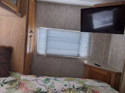 Used 2002 Ford E-450 and Econoline 450 RWD image 6
