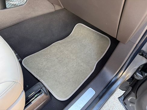 Used 2022 Lincoln Aviator 2WD image 27