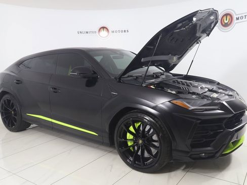 Used 2022 Lamborghini Urus image 34