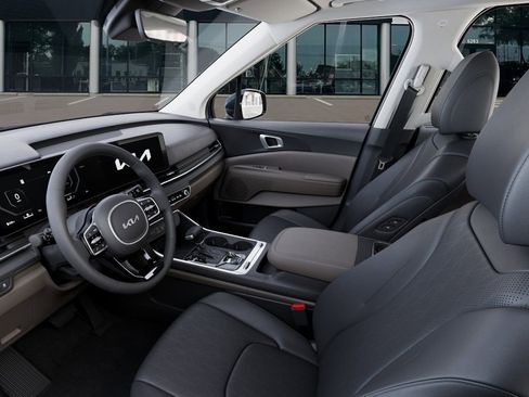 New 2026 Kia Carnival SX FWD image 18