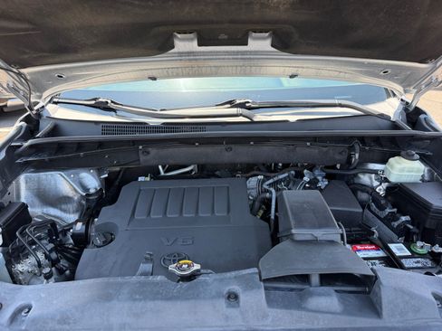 Used 2015 Toyota Highlander XLE AWD/4WD image 21