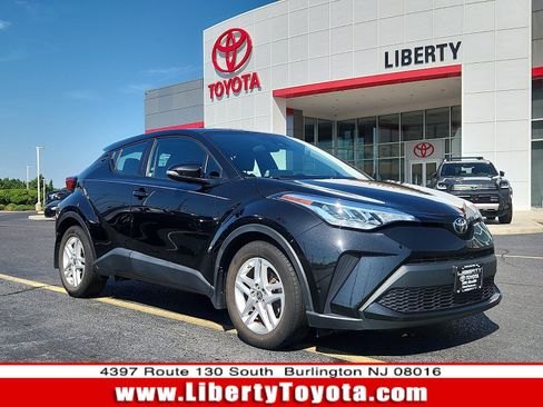 Used 2021 Toyota C-HR LE FWD image 1