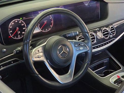 Used 2020 Mercedes-Benz S 560 Sedan image 20