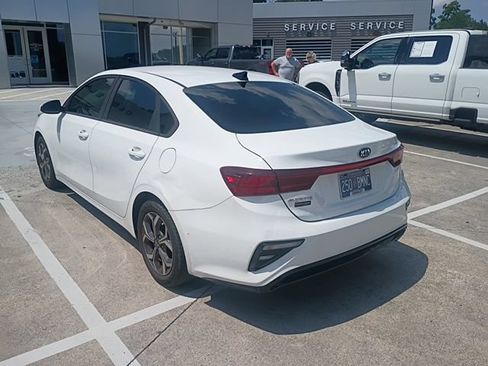 Used 2020 Kia Forte LXS FWD image 7