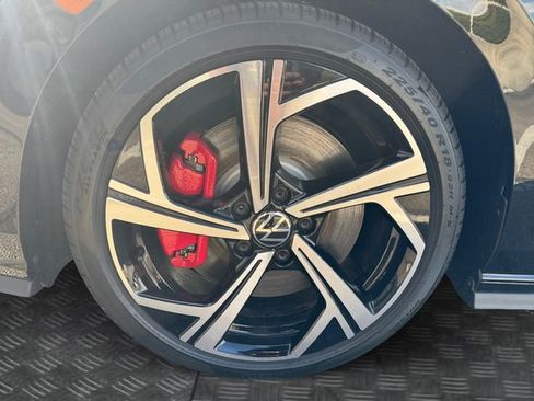 New 2026 Volkswagen GTI SE image 12