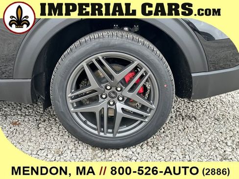 New 2026 Ford Explorer ST w/ Sun And Sound Package image 9