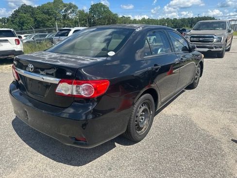 Used 2013 Toyota Corolla LE FWD image 8