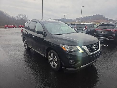Used 2020 Nissan Pathfinder SL image 9