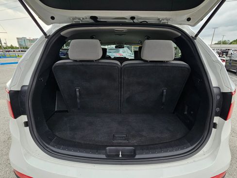 Used 2014 Hyundai Santa Fe GLS FWD image 13