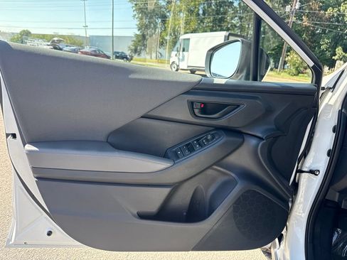 Used 2024 Subaru Crosstrek 2.0i Premium AWD/4WD image 23
