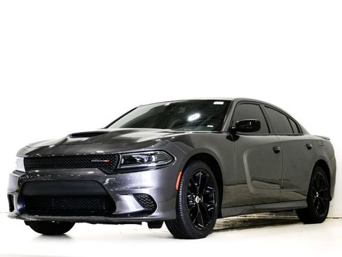 Used 2023 Dodge Charger GT RWD image 3