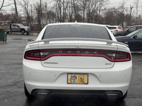 Used 2015 Dodge Charger SXT w/ Driver Confidence Group image 5