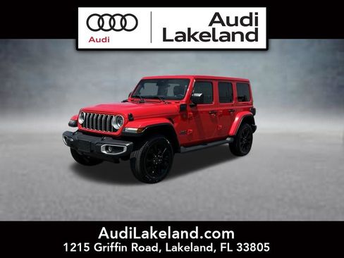 Used 2025 Jeep Wrangler Unlimited Sahara AWD/4WD image 1