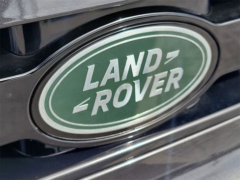New 2025 Land Rover Defender 90 V8 image 10