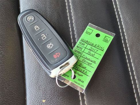 Used 2017 Ford Escape Titanium w/ Equipment Group 301A image 31