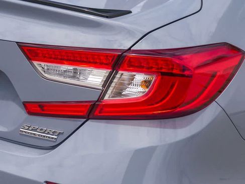 Used 2022 Honda Accord Sport Special Edition image 10