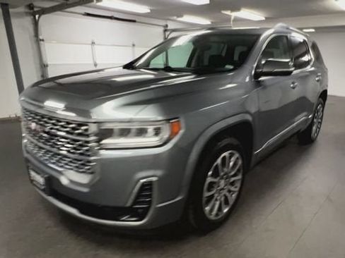 Certified 2022 GMC Acadia Denali w/ Denali Ultimate Package AWD/4WD image 4