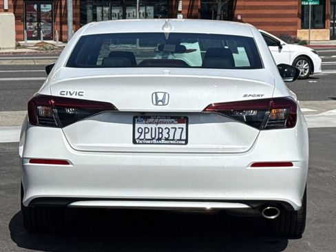 Used 2025 Honda Civic Sport image 5