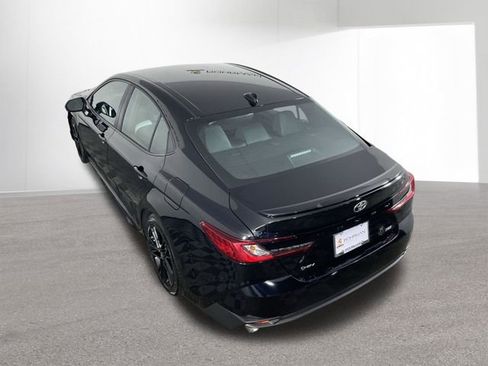 Used 2025 Toyota Camry SE FWD image 37